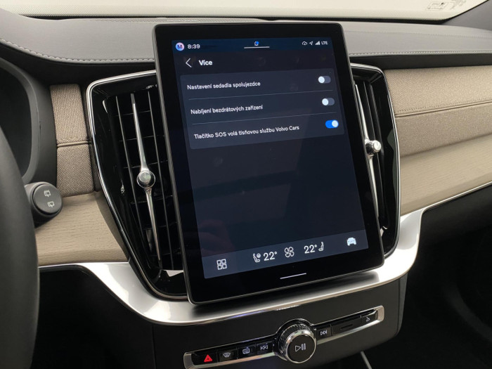 Volvo XC90 T8 AWD Plug-in BRIGHT PLUS 7m na operativní leasing