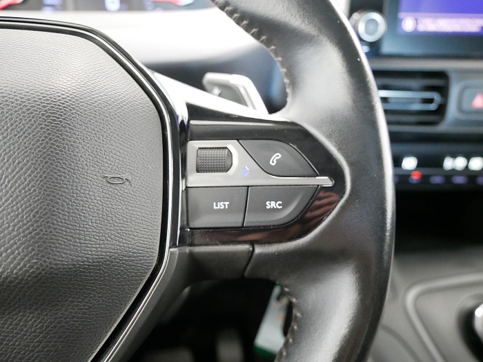 Peugeot Rifter 1.2 PureTech 96 kW Allure Pack na operativní leasing