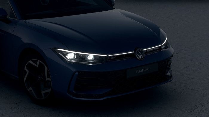 Volkswagen Passat R-Line 2,0 TDI 110 kW na operativní leasing