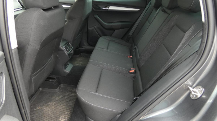Škoda Karoq 2.0 TDI 110 kW Style 4x4 DSG na operativní leasing