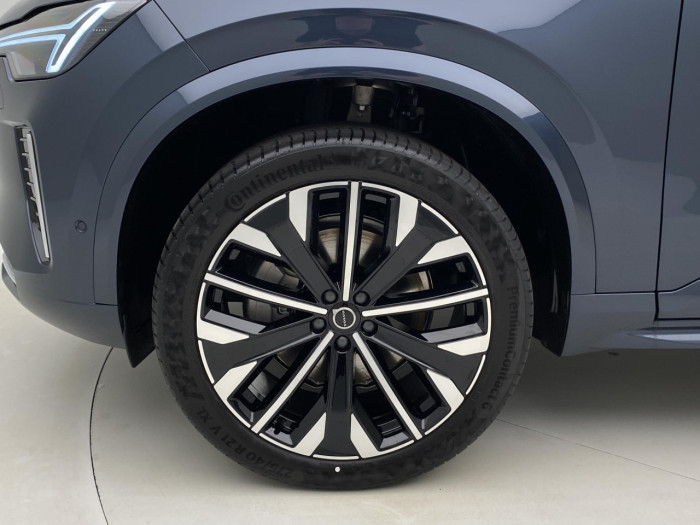 Volvo XC90 B5 AWD AUT BRIGHT PLUS na operativní leasing