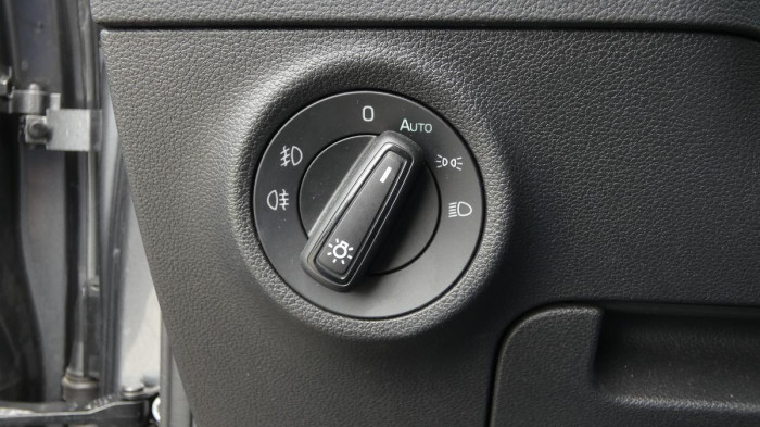 Škoda Karoq 1,0 TSI Ambition na operativní leasing