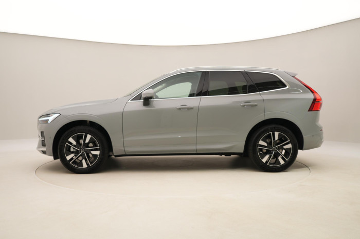 Volvo XC60 B5 AWD AUT BRIGHT PLUS na operativní leasing