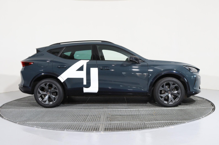 CUPRA Formentor 1.5 eTSI 150k DSG na operativní leasing