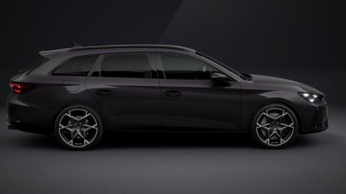 Cupra Leon SP VZ 2.0 TSI 333k DSG 4WD na operativní leasing
