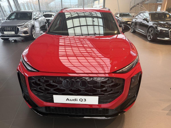 Audi Q3 TFSI 110 kW Stronic na operativní leasing