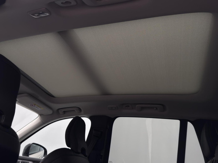 Volvo XC90 T8 AWD Plug-in DARK PLUS 7m na operativní leasing