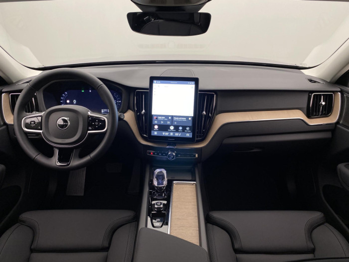 Volvo XC60 T6 AWD AUT BRIGHT PLUS na operativní leasing