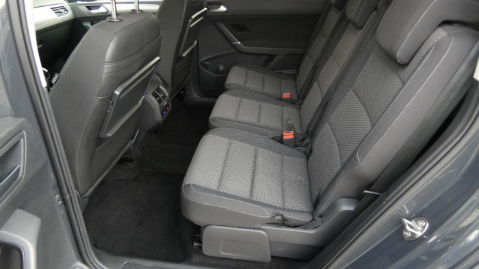 Volkswagen Touran 1.5 TSI Comfortline na operativní leasing