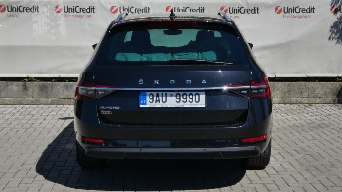 Škoda Superb Combi 1.5 TSI DSG Style na operativní leasing
