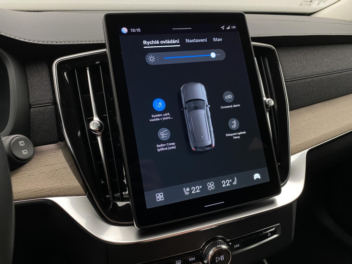 Volvo XC90 T8 AWD RECHARGE DARK PLUS 7m na operativní leasing