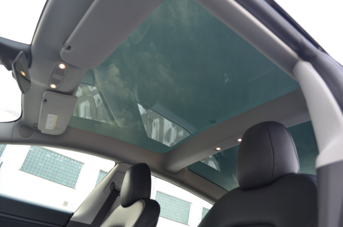 Tesla Model 3 Long Range (2021 najeto cca. 80000km) na operativní leasing