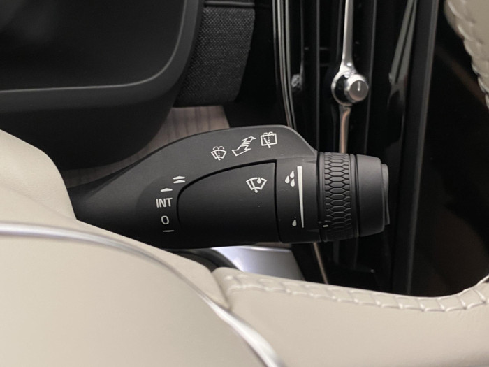 Volvo XC90 B5 AWD AUT BRIGHT PLUS 7míst na operativní leasing