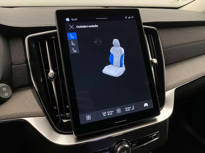 Volvo XC90 T8 AWD RECHARGE BRIGHT PLUS 7m na operativní leasing