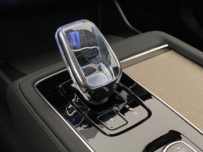 Volvo XC90 T8 AWD RECHARGE BRIGHT PLUS 7m na operativní leasing