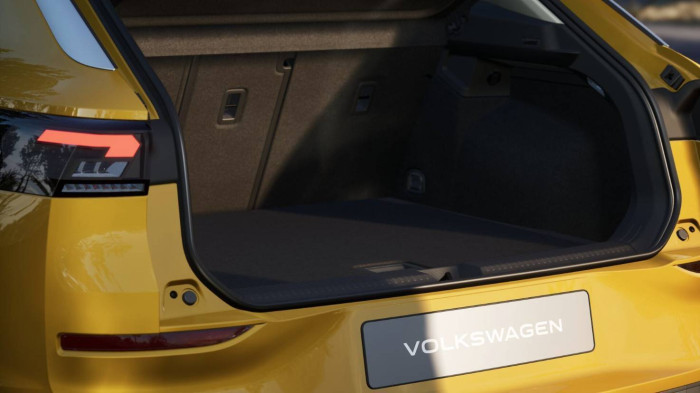 Volkswagen T-Roc Life 7DSG 1,5eTSI / 110kW na operativní leasing
