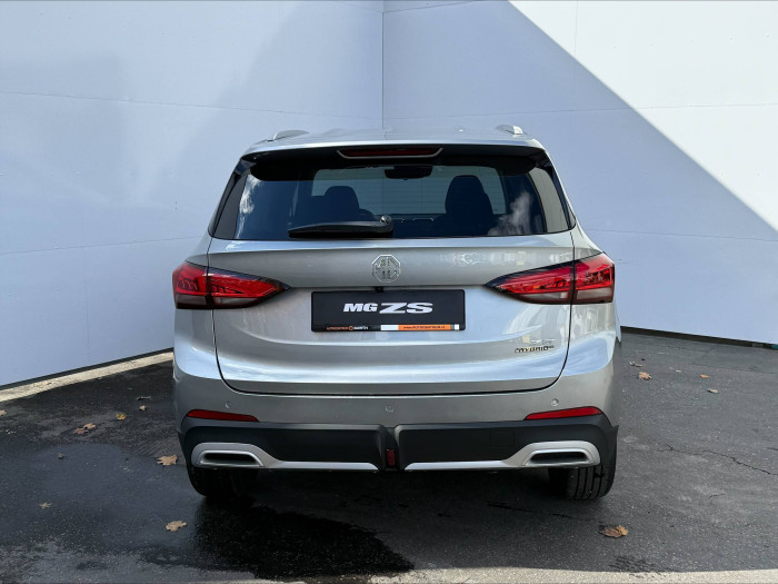 MG ZS Hybrid+ Exclusive AT 1,5 / 145kW na operativní leasing