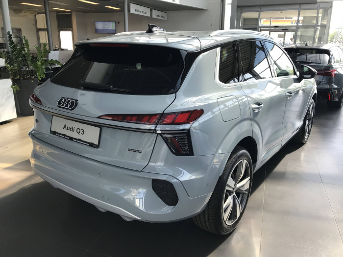 Audi Q3 quattro ST7 2,0TFSI / 150kW na operativní leasing