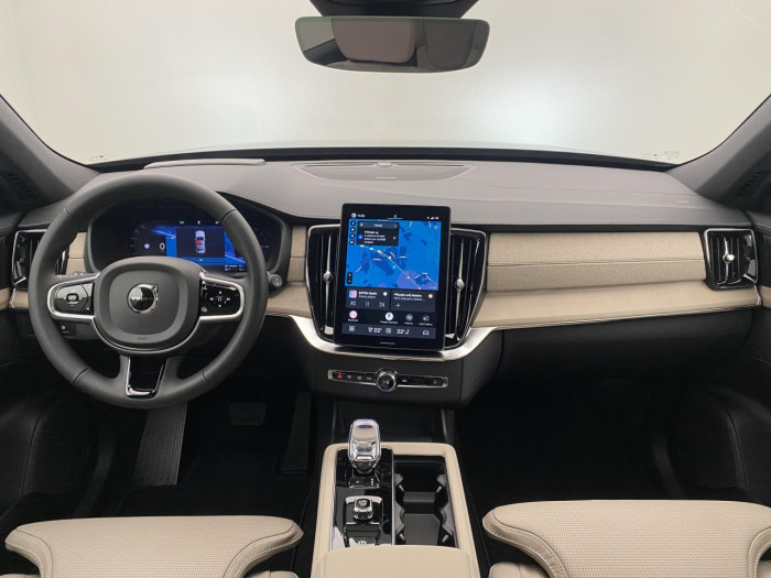 Volvo XC90 T8 AWD Plug-in BRIGHT PLUS 7m na operativní leasing