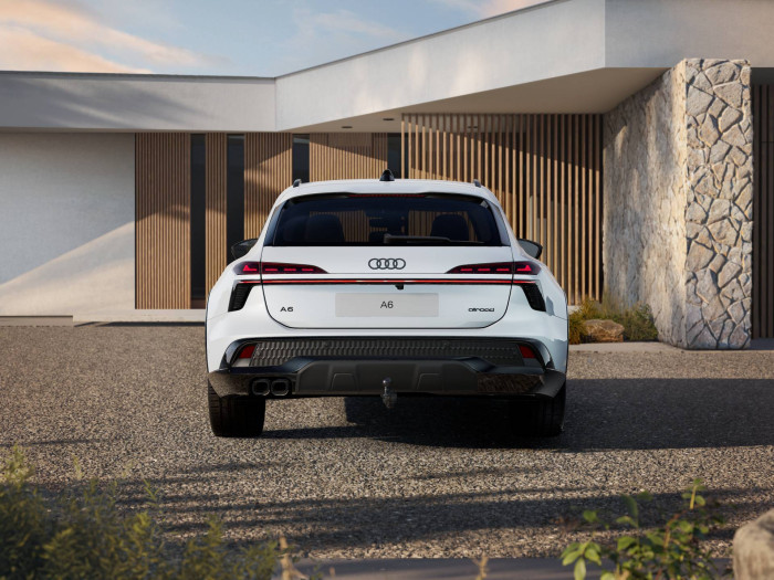 Audi A6 allroad quattro 7STT 3,0TDI / 220kW na operativní leasing
