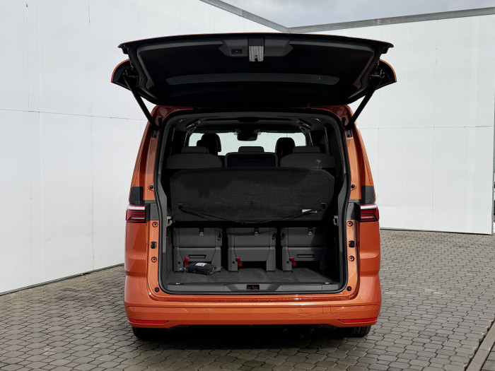 Volkswagen Multivan Long Life 7DSG 2,0 TDI / 110kW na operativní leasing