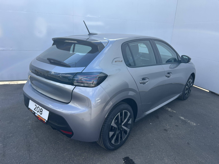 Peugeot 208 STYLE S&S MAN6 1,2 PureTech / 74kW na operativní leasing