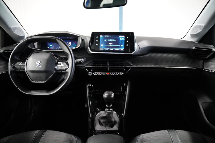 Peugeot 208 1.2 PureTech 74 kW na operativní leasing