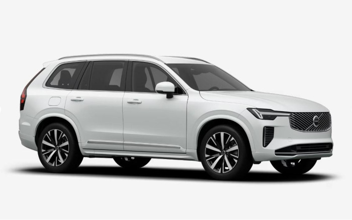 Volvo XC90 B5 AWD AUT CORE 7míst na operativní leasing