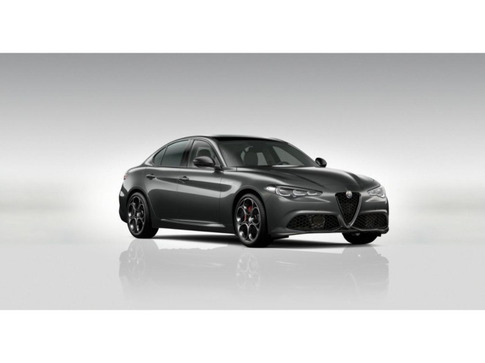 Alfa Romeo Giulia 2.0T 280k AT8 ZF Q4 4x4 Veloce *063* na operativní leasing