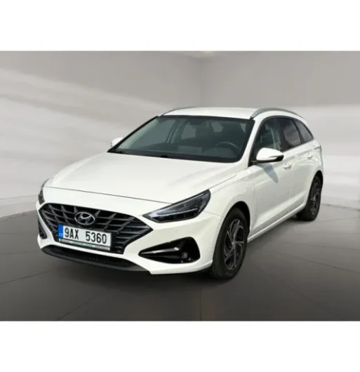Hyundai i30 kom.1.5i Family Smart 5d na operativní leasing