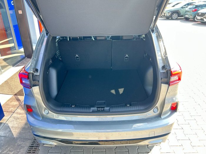 2.5Hybrid PHEV 178kW Titanium na operativní leasing