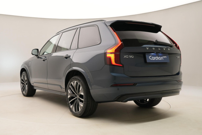 Volvo XC90 T8 AWD Plug-in DARK PLUS 7m na operativní leasing