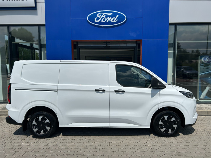 Custom 64kWh 100kW Trend 340 L1H1 na operativní leasing