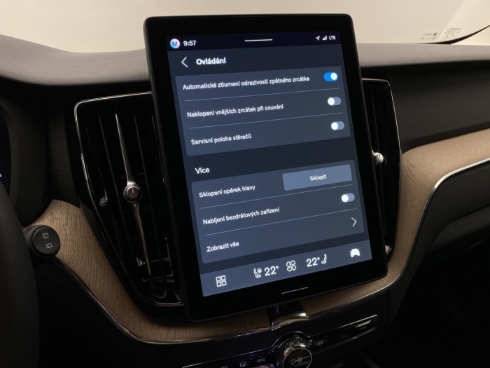 Volvo XC60 B5 AWD AUT BRIGHT PLUS na operativní leasing