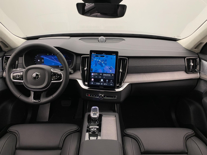 Volvo XC90 T8 AWD Plug-in BRIGHT ULTRA na operativní leasing