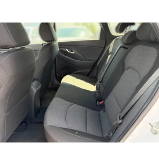 Hyundai i30 kom.1.5T-GDI Smart 5d na operativní leasing