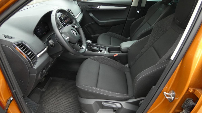 Škoda Karoq 2.0 TDI 110 kW Fresh 4x4 DSG na operativní leasing
