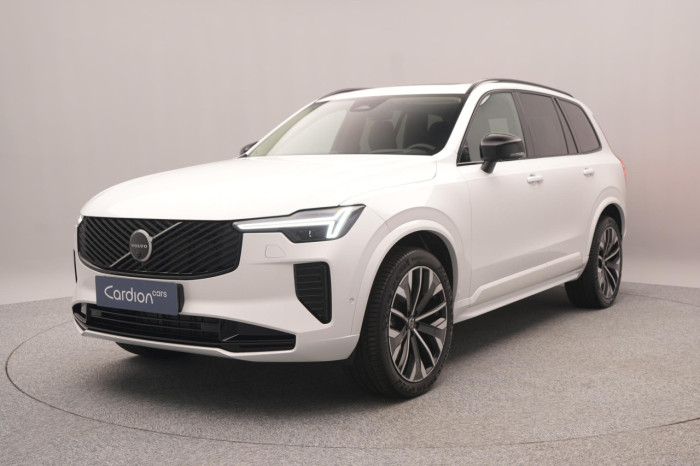 Volvo XC90 B5 AWD AUT DARK ULTRA 7-míst na operativní leasing