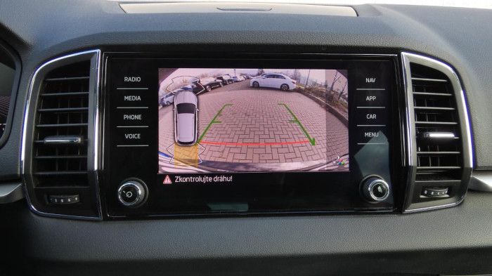 Škoda Karoq 2.0 TDI Ambition DSG na operativní leasing