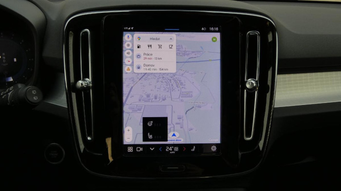 Volvo XC40 B3 PLUS DARK na operativní leasing