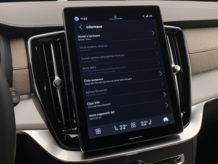 Volvo XC90 B5 AWD AUT CORE 7míst na operativní leasing