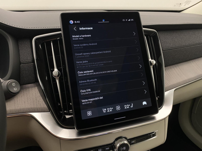 Volvo XC90 B5 AWD AUT BRIGHT PLUS 7míst na operativní leasing