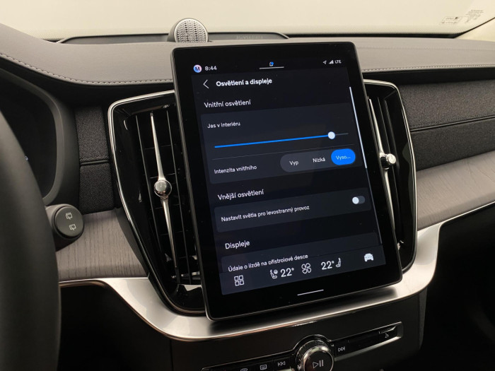 Volvo XC90 T8 AWD Plug-in BRIGHT ULTRA na operativní leasing
