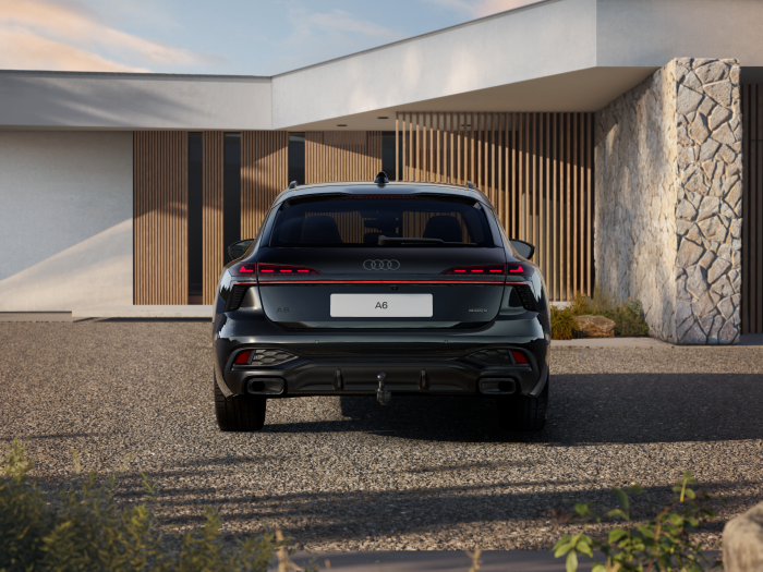 Audi A6 Avant TFSI quattro 270kW na operativní leasing