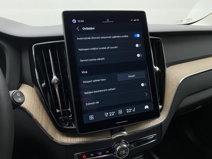 Volvo XC60 B5 AWD AUT BRIGHT PLUS na operativní leasing