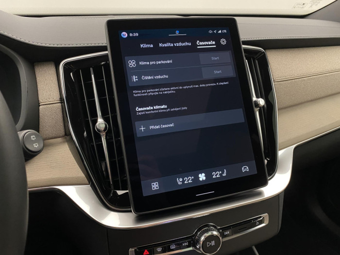 Volvo XC90 T8 AWD Plug-in BRIGHT PLUS 7m na operativní leasing