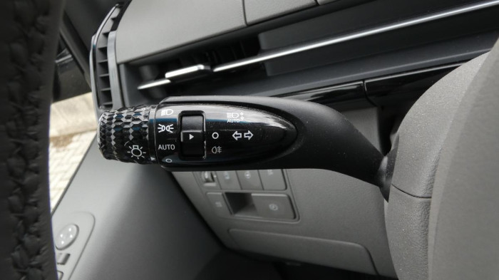 Hyundai Staria 2.2 CRDi Luxury 4x4 Auto na operativní leasing