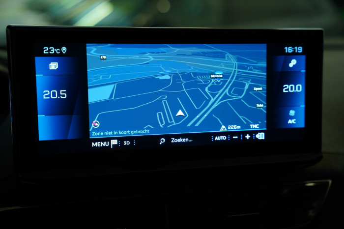 Peugeot 3008 1.5 Blue-HDi 96 kW Roadtrip na operativní leasing