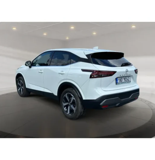 Nissan Qas. 1.3MHEV 158 N-Connecta AT na operativní leasing