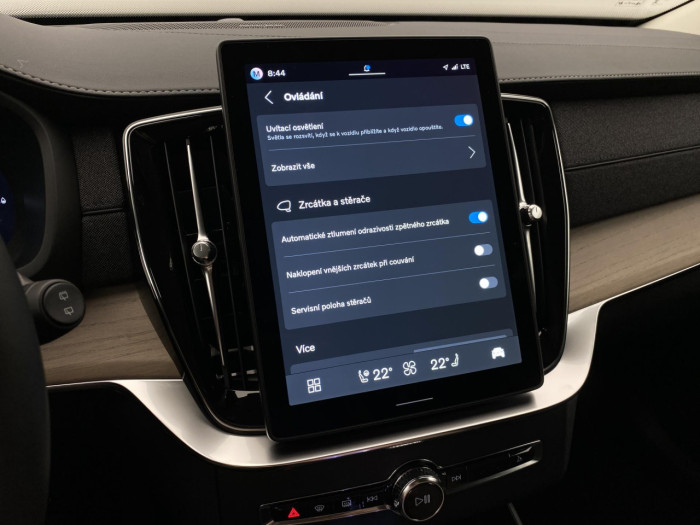 Volvo XC90 T8 AWD Plug-in BRIGHT PLUS 7m na operativní leasing